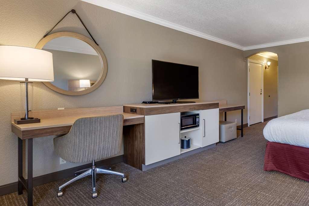 Hampton Inn Ukiah Room photo