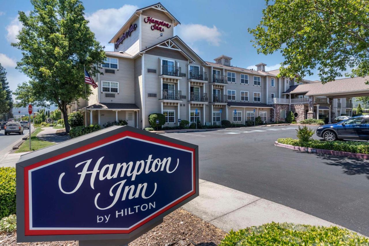 Hampton Inn Ukiah Exterior photo